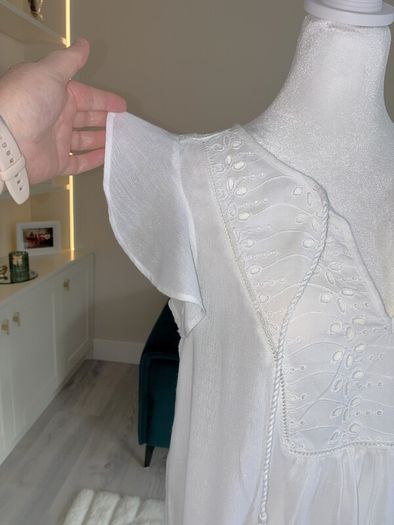 Ladies White Cotton Broderie Blouse from GAP