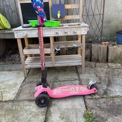 maxi micro scooter