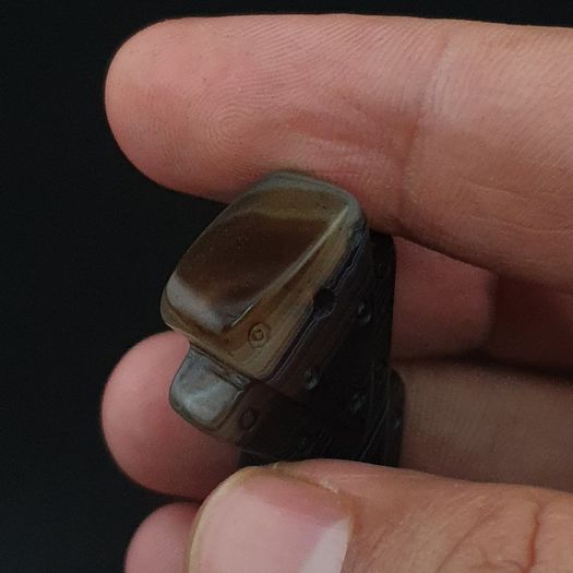 Vintage Natural Pattern Eyes Agate Arrow Shape Pendant Amulet