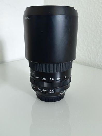 Fujifilm Fujinon XF70-300mm See Description