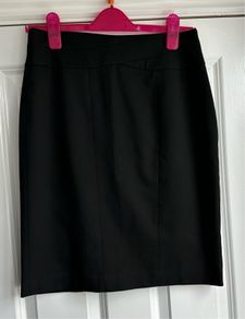 Warehouse skirt