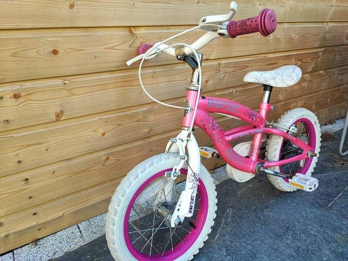 13in Pink Girls bike for 3/4 yr old