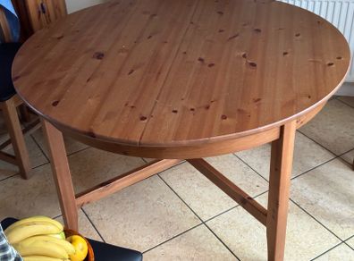 IKEA round extendable table