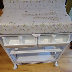 BABYLO smart changing table with bath unit