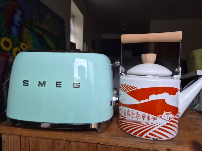 Smeg toaster & teapots
