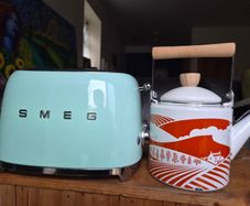 Smeg toaster & teapots