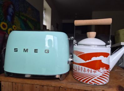 Smeg toaster & teapots