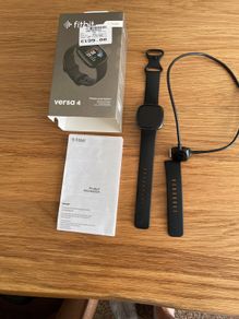Fitbit Versa 4