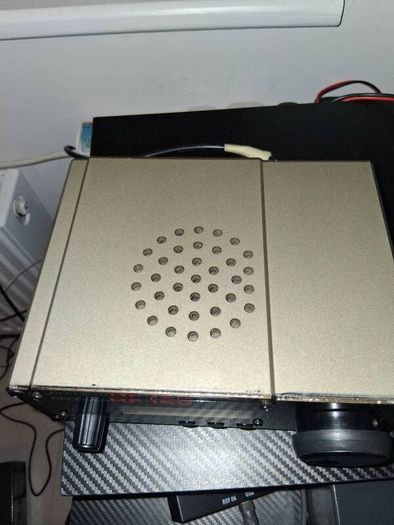 Lowe Hf 150 Communications  Receiver