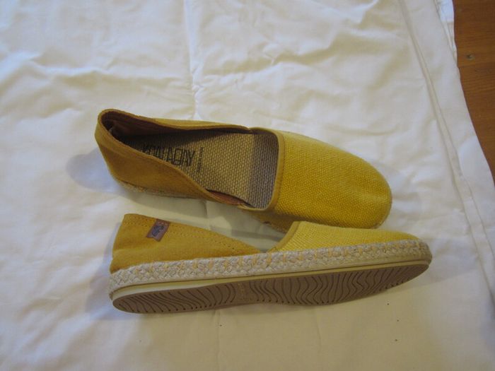 Koalabay    Size 4    New