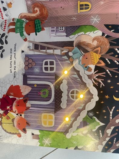 Kids book Christmas light and sounds book brand new
