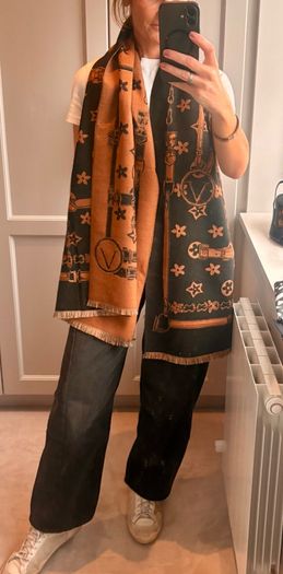 Beautiful womens XL scarf/ pashmina