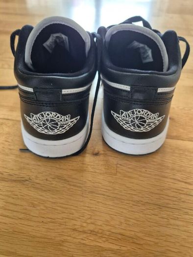 Nike Air Jordan 1 Low size UK6
