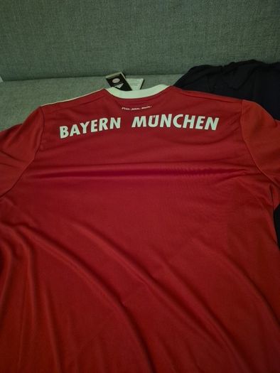 Bayern Munchen Jersey 2017-18 season Brand New