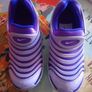 Nike dynamo purple runners, size UK2, eu 34, brand new in box Image 3