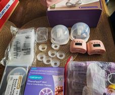 Breastpump with accessories