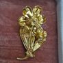 Vintage Golden Tone Faux Pearls Flower Brooch Image 2