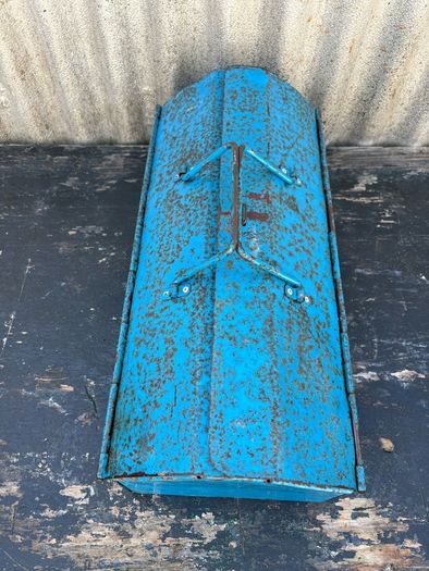 Vintage Eletricians toolbox