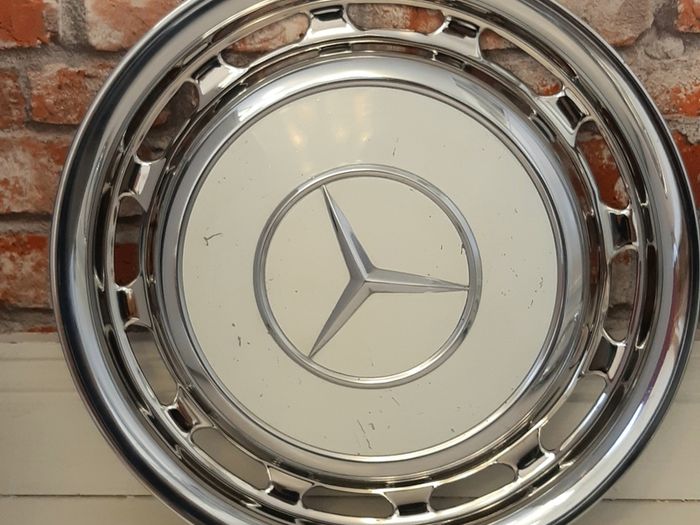 hubcaps wheel covers trims mercedes vintage chrome 14"