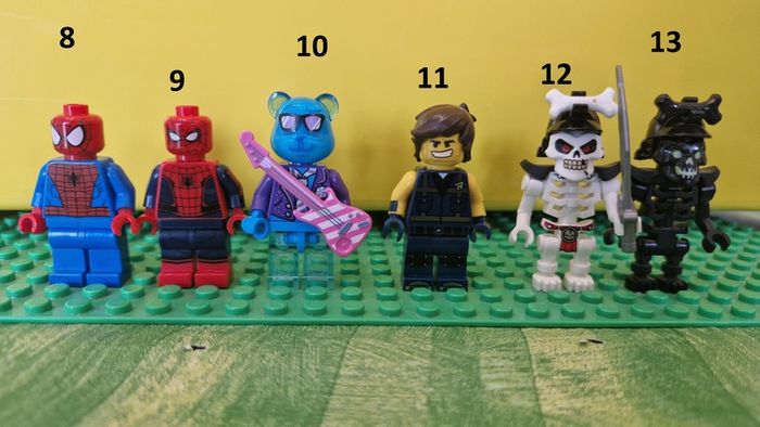 LEGO - various minifigs Minecraft / Marvel / Ninjago / Friends