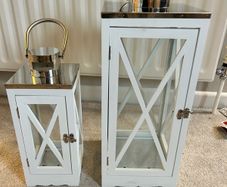 1 x large modern lantern and 1 x small lantern