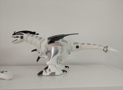 Toy dinosaur robot with controller