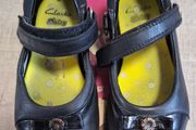 Girls Clarks school shoes size 10H