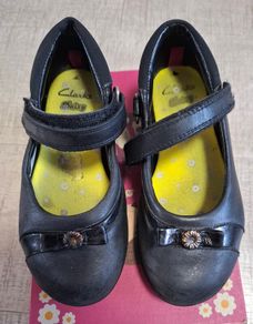 Girls Clarks school shoes size 10H