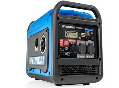 Hyundai 3200W / 3.2kW Petrol Inverter Generator, Pure Sine Wave Output, Lightweight, Quiet with Electric Start