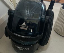 Bissell Pro Carpet Cleaner + Bissell cleaning solution