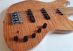 Marcus Miller V10 Fretless Bass