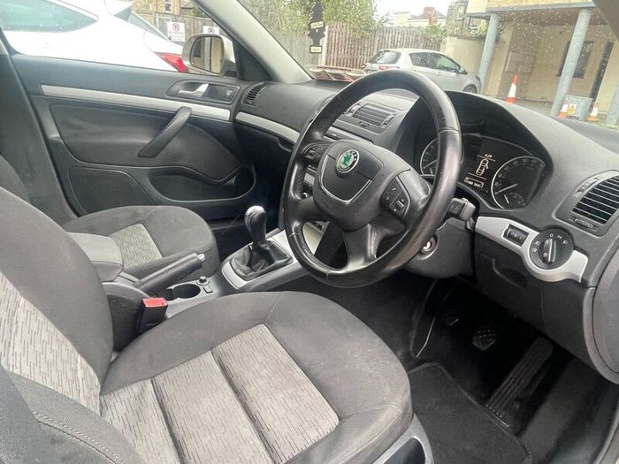Skoda Octavia 2010 1.6 TDI NCT 02/27 Taxed