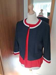Beautiful Hobbs Blazer/Cropped Jacket 10