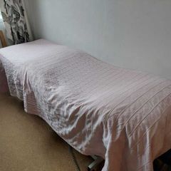 Remote control beauty bed and chair