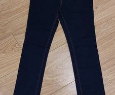 Brand new girls jeans - size 8-9 years
