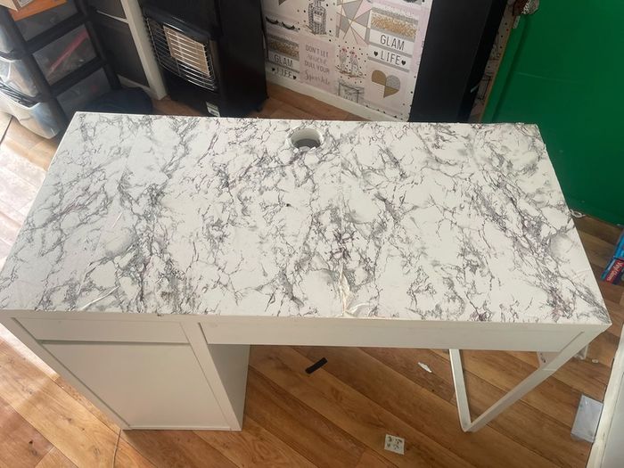 desk