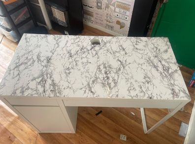 desk
