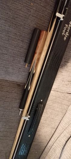 Snooker / pool cue