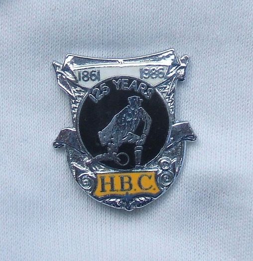 HELENSBURGH BOWLING CLUB (HBC - Scotland) - 125th anniversary commemorative enamel badge (1986). Very scarce.