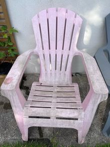 free to go. Plastic pink chair