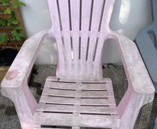 free to go. Plastic pink chair
