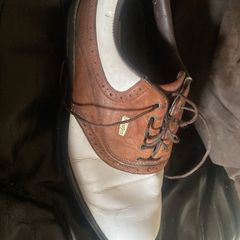 golf shoes