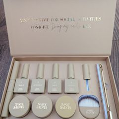 Salon Style Nail Polish Kit