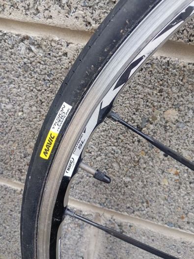 Bicycle front wheel Mavic ksyrium SL