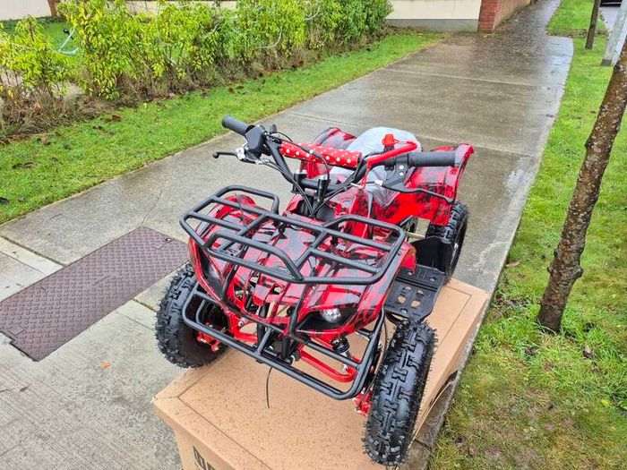 Brand new kids 50cc engine dirt bikes & quads