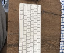 apple keyboard + apple mouse