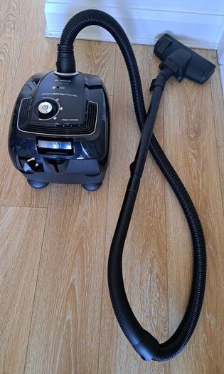 Vacuum Cleaner - Bosch Series 4