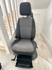 Volkswagen Caddy Mk4 Trendline Seats