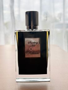 Smoking Hot by Kilian. Missing two sprays!
