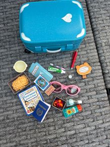 our generation suitcase travel set